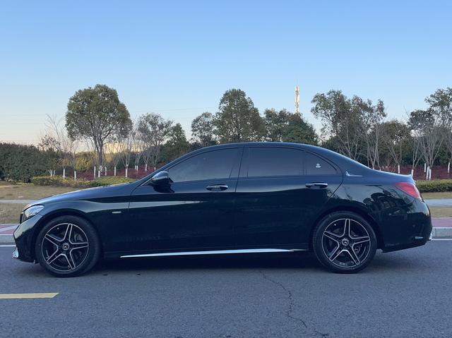 Mercedes-Benz C-Class 2021 C 260 L Sport Starburst Limited Edition – фото 11
