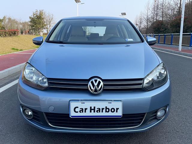 Volkswagen Golf 2012 1.6 Automatic Comfort – фото 4