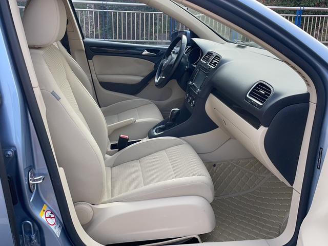 Volkswagen Golf 2012 1.6 Automatic Comfort – фото 6