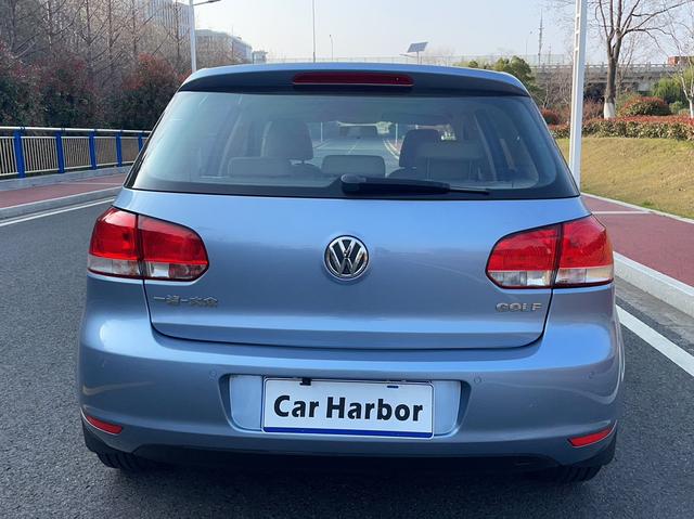Volkswagen Golf 2012 1.6 Automatic Comfort – фото 10