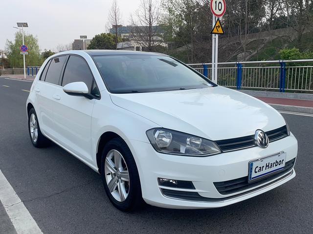Volkswagen Golf 2016 230 TSI Automatic Comfort – фото 5
