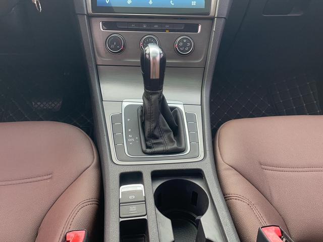 Volkswagen Golf 2016 230 TSI Automatic Comfort – фото 23