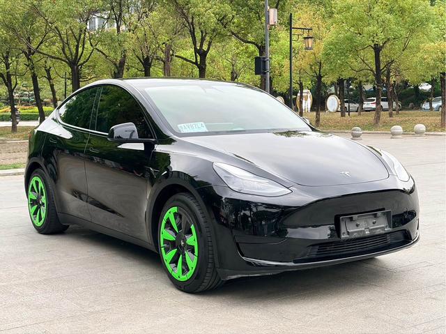 Tesla Model Y 2022 Facelift RWD – фото 3