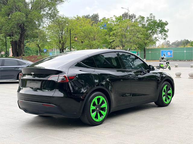 Tesla Model Y 2022 Facelift RWD – фото 4