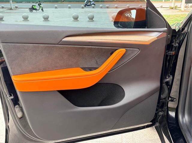 Tesla Model Y 2022 Facelift RWD – фото 11