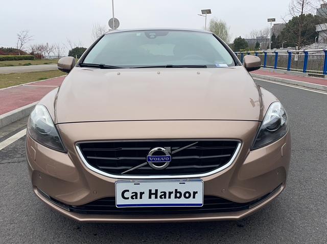 Volvo V40 2014 2.0T Elegant – фото 4