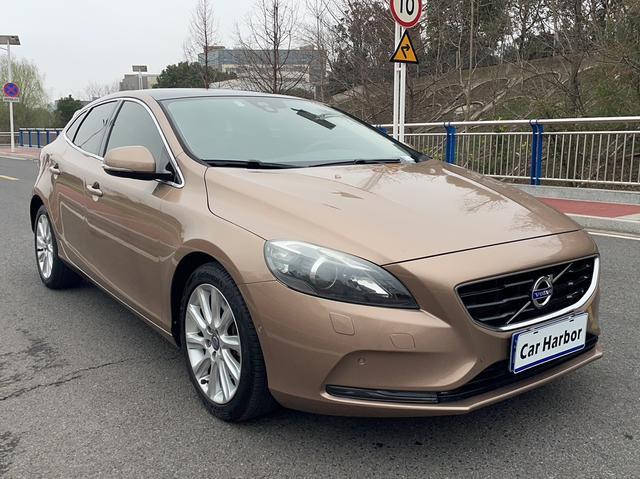 Volvo V40 2014 2.0T Elegant – фото 5