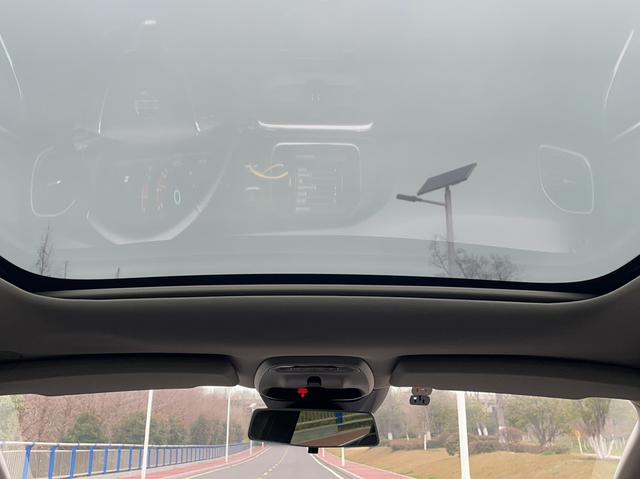 Volvo V40 2014 2.0T Elegant – фото 24