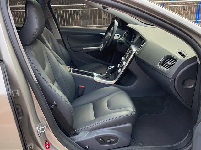 Volvo V60 2015 T5 Smart Entry – фото 6
