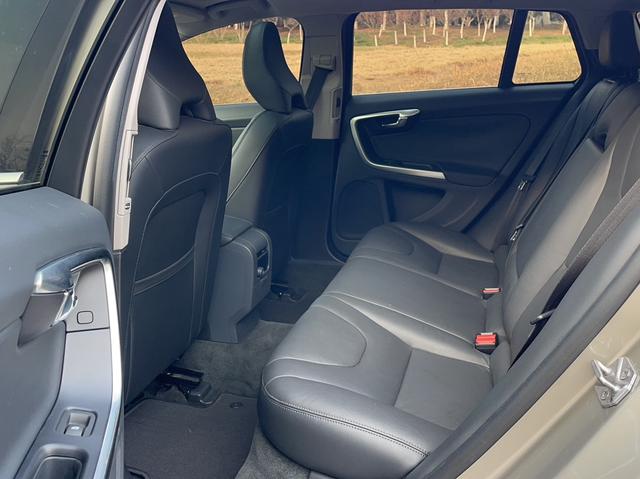 Volvo V60 2015 T5 Smart Entry – фото 12