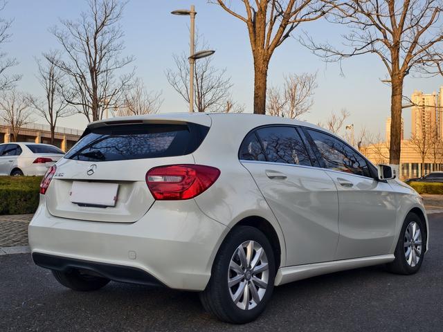 Mercedes-Benz A-Class Import 2015 A 180 Standard type – фото 6