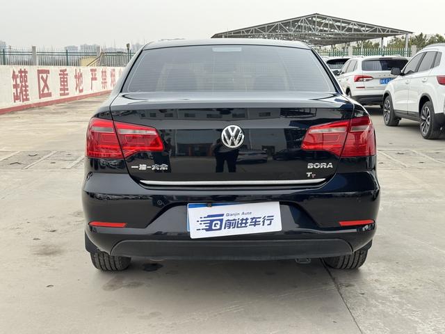 Volkswagen Bora 2014 1.6L Manual Comfort – фото 10
