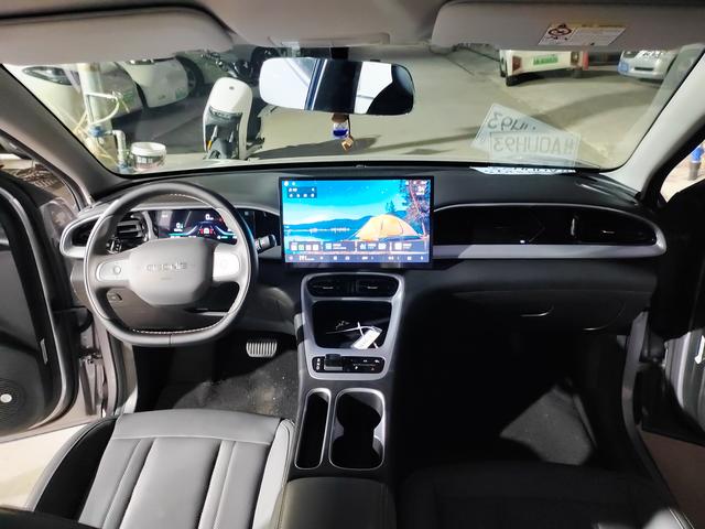 Geely Galaxy StarWish 2025 Model 3 10km Dream Edition – фото 6
