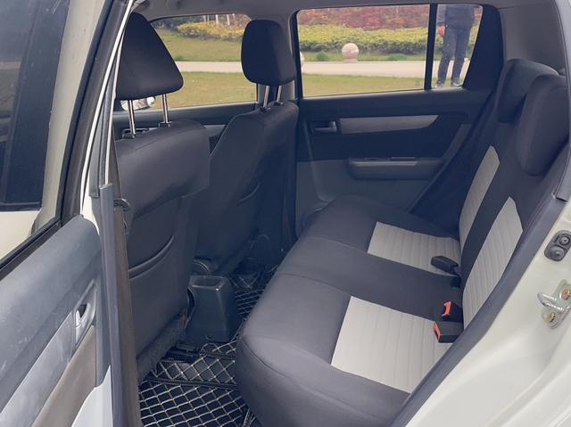Suzuki Swi f t 2014 модификация 1.5L автоматическое Fashion – фото 12