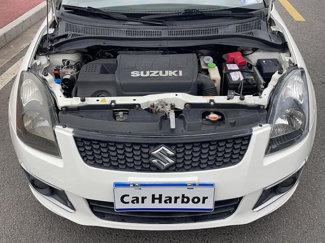 Suzuki Swi f t 2014 модификация 1.5L автоматическое Fashion – фото 17