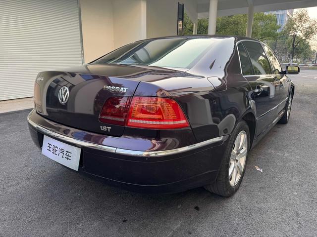 Volkswagen Phaeton 2011 3.6L V6 5-seat Extended Business – фото 7