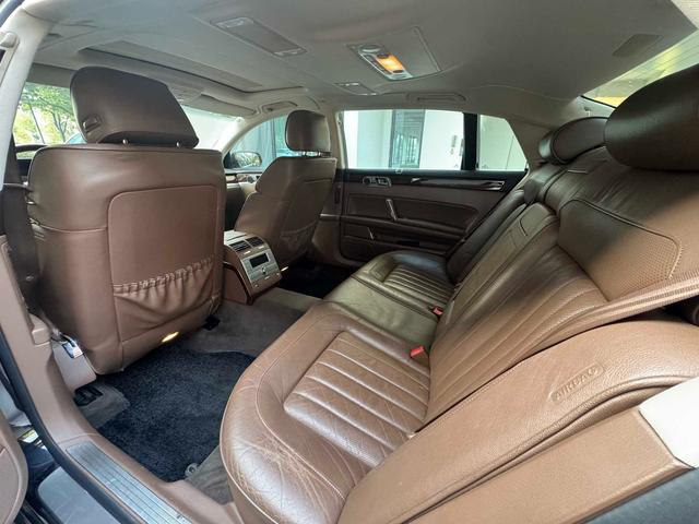 Volkswagen Phaeton 2011 3.6L V6 5-seat Extended Business – фото 12