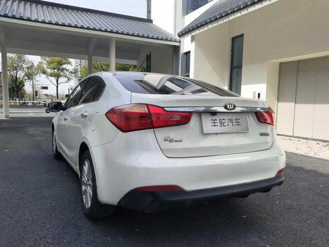 Kia K3 2015 1.6L Auto GLS – фото 5