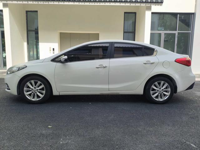 Kia K3 2015 1.6L Auto GLS – фото 6