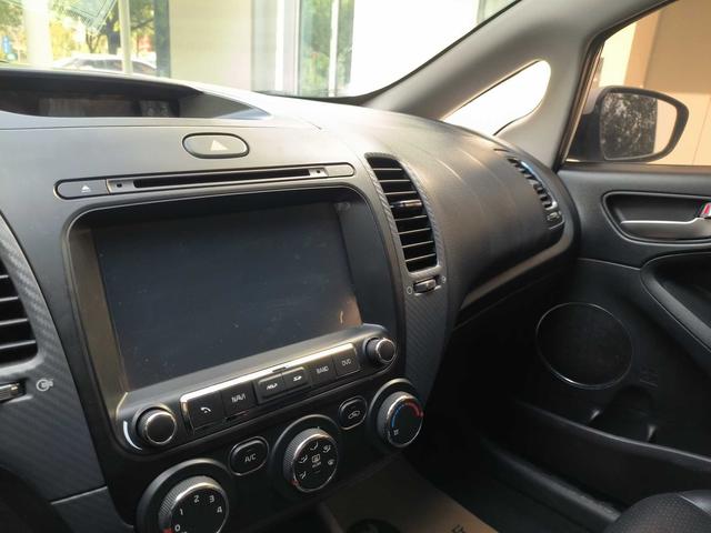Kia K3 2015 1.6L Auto GLS – фото 12