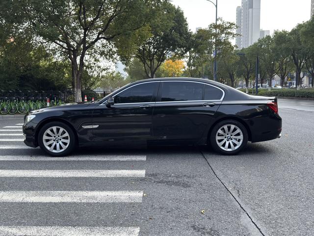 BMW 7 Series 2013 730Li Advantage – фото 4