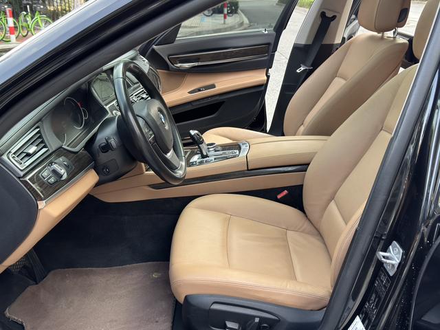 BMW 7 Series 2013 730Li Advantage – фото 8