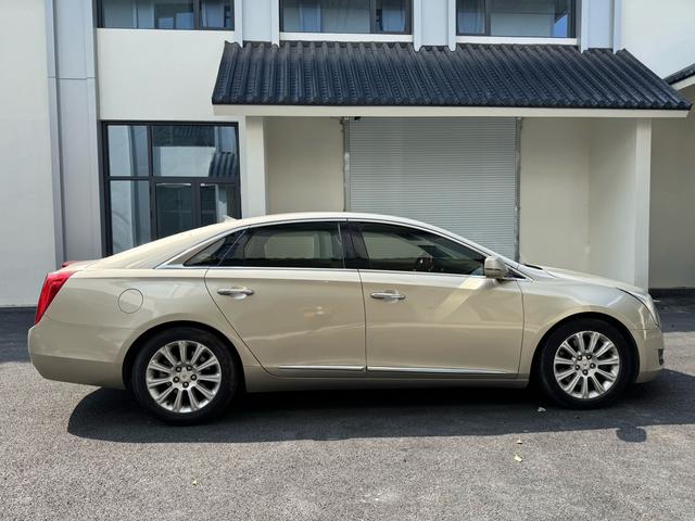 Cadillac XTS 2014 28T Comfort – фото 3