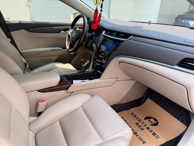 Cadillac XTS 2014 28T Comfort – фото 9