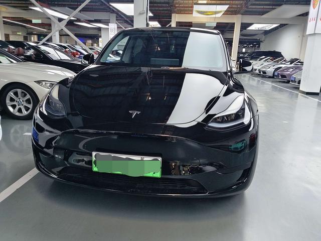 Tesla Model Y 2022 Facelift RWD – фото 2