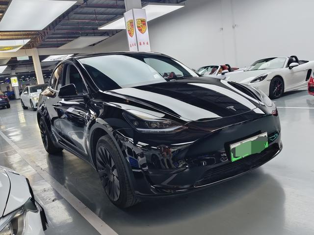 Tesla Model Y 2022 Facelift RWD – фото 3