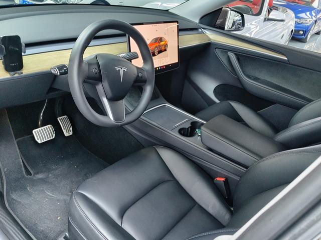 Tesla Model Y 2022 Facelift RWD – фото 9