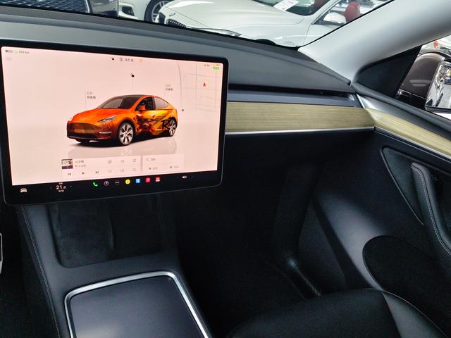 Tesla Model Y 2022 Facelift RWD – фото 10
