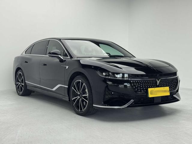 VOYAH Pursuit PHEV 2024 модификация Ultra-long Endurance 4WD Ultimate Edition