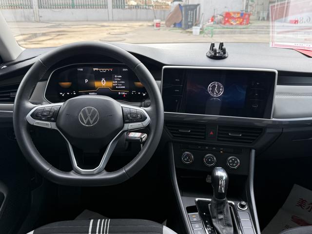 Volkswagen Bora 2024 200TSI DSG Smooth Edition – фото 5