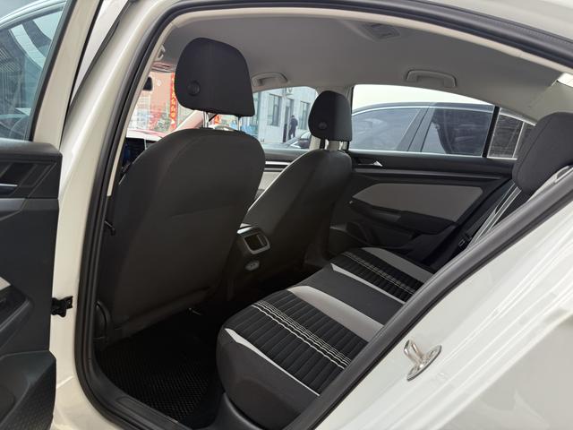 Volkswagen Bora 2024 200TSI DSG Smooth Edition – фото 8