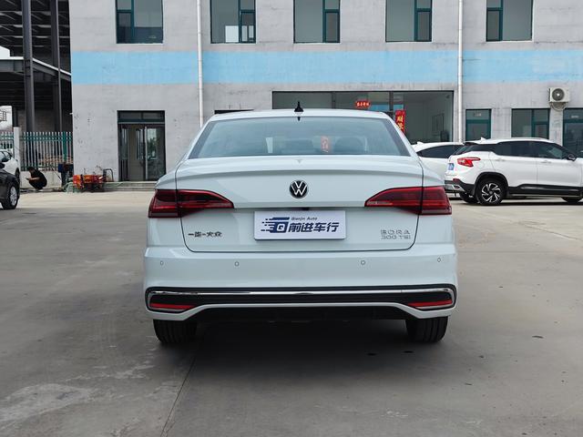 Volkswagen Bora 2024 200TSI DSG Smooth Edition – фото 10