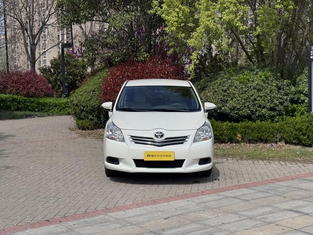Toyota Verso 2014 Star Shine 180E CVT Elite – фото 2