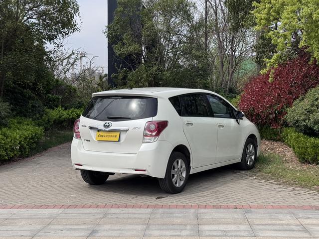 Toyota Verso 2014 Star Shine 180E CVT Elite – фото 13