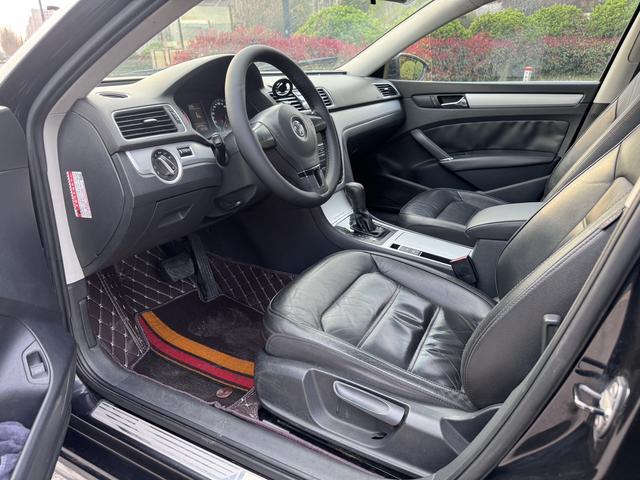 Volkswagen Passat 2013 1.8 TSI DSG Prestige – фото 4