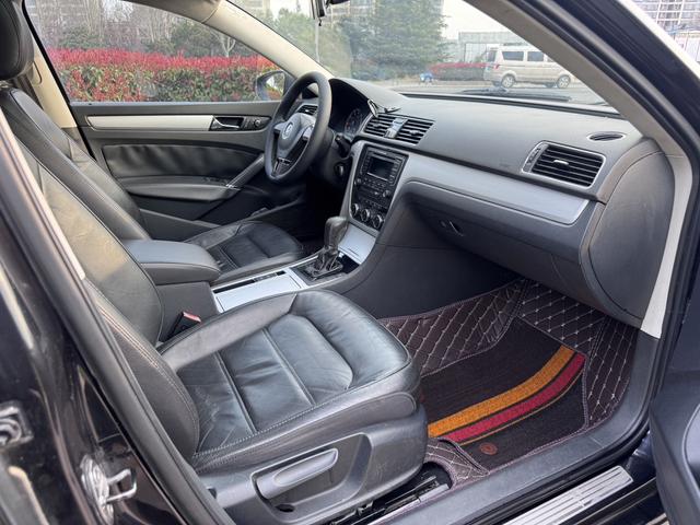 Volkswagen Passat 2013 1.8 TSI DSG Prestige – фото 6