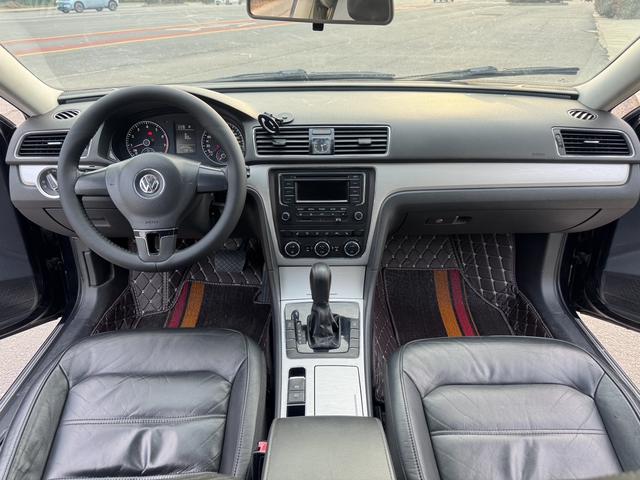 Volkswagen Passat 2013 1.8 TSI DSG Prestige – фото 7