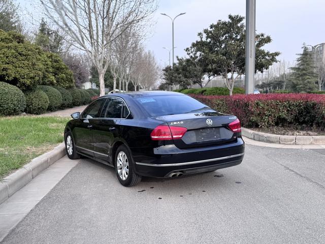 Volkswagen Passat 2013 1.8 TSI DSG Prestige – фото 11