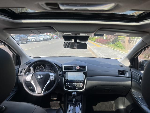 Nissan Tiida 2021 1.6L CVT Smart Drive – фото 6