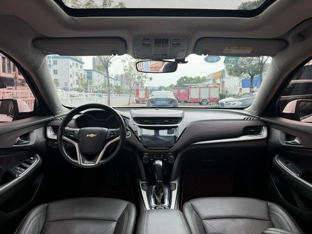 Chevrolet Malibu 2018 530T Automatic Fashion – фото 8