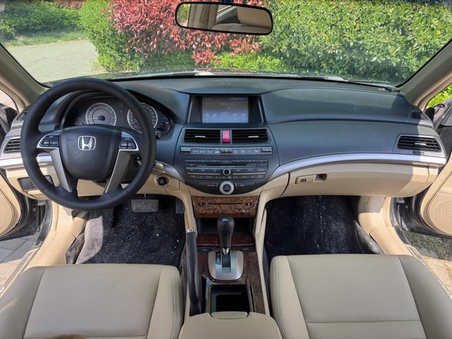 Honda Accord 2011 2.4L EX L Navi – фото 6