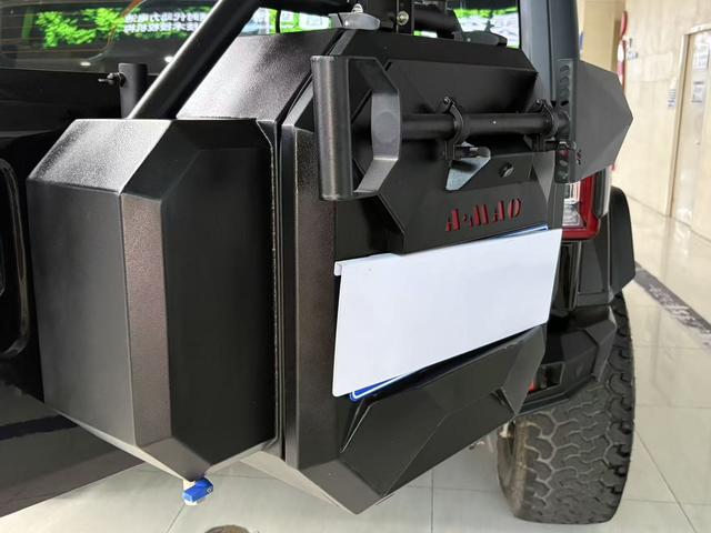 Jeep Wrangler 2019 2.0T Sahara 4-Door China VI – фото 6