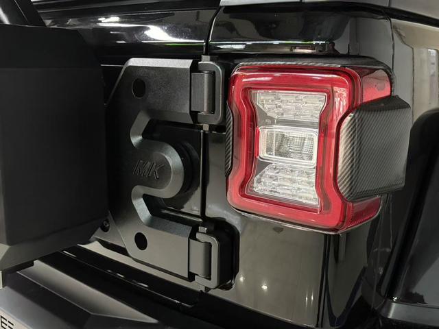Jeep Wrangler 2019 2.0T Sahara 4-Door China VI – фото 7