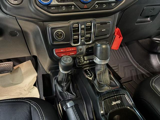 Jeep Wrangler 2019 2.0T Sahara 4-Door China VI – фото 18