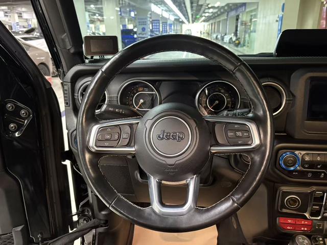 Jeep Wrangler 2019 2.0T Sahara 4-Door China VI – фото 21
