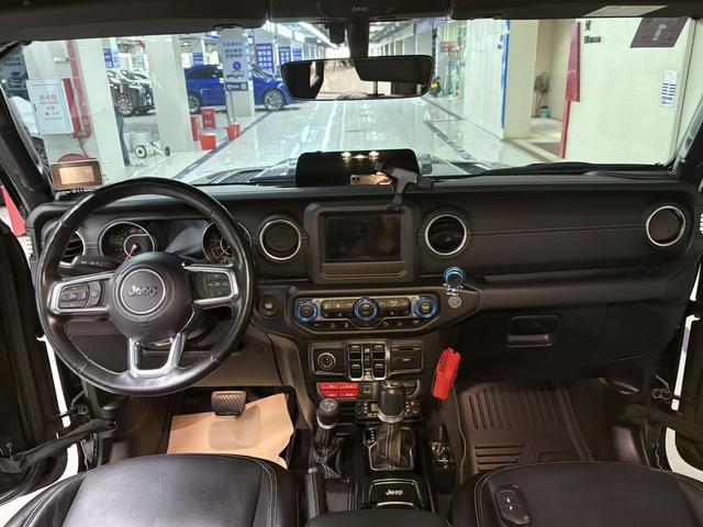 Jeep Wrangler 2019 2.0T Sahara 4-Door China VI – фото 22